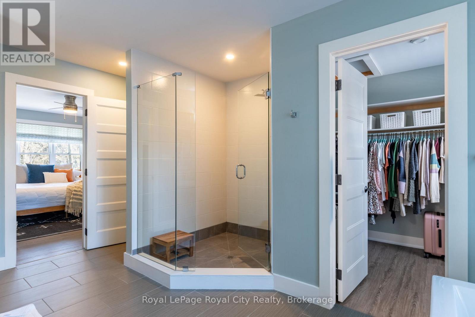 












255 NORMANDY AVENUE

,
Waterloo,




Ontario
N2K1X6

