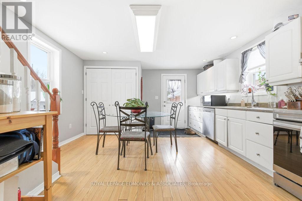 












408 MOFFAT STREET

,
Pembroke,




Ontario
K8A3X9

