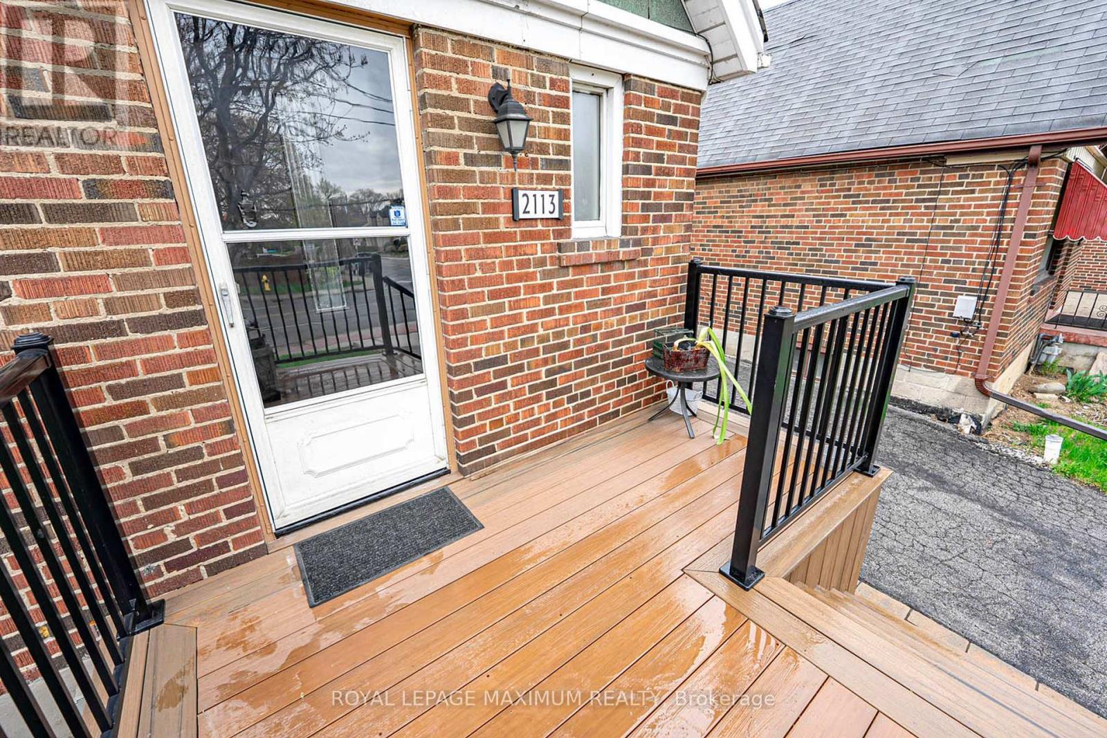 












2113 KEELE STREET

,
Toronto,




Ontario
M6M3Z3

