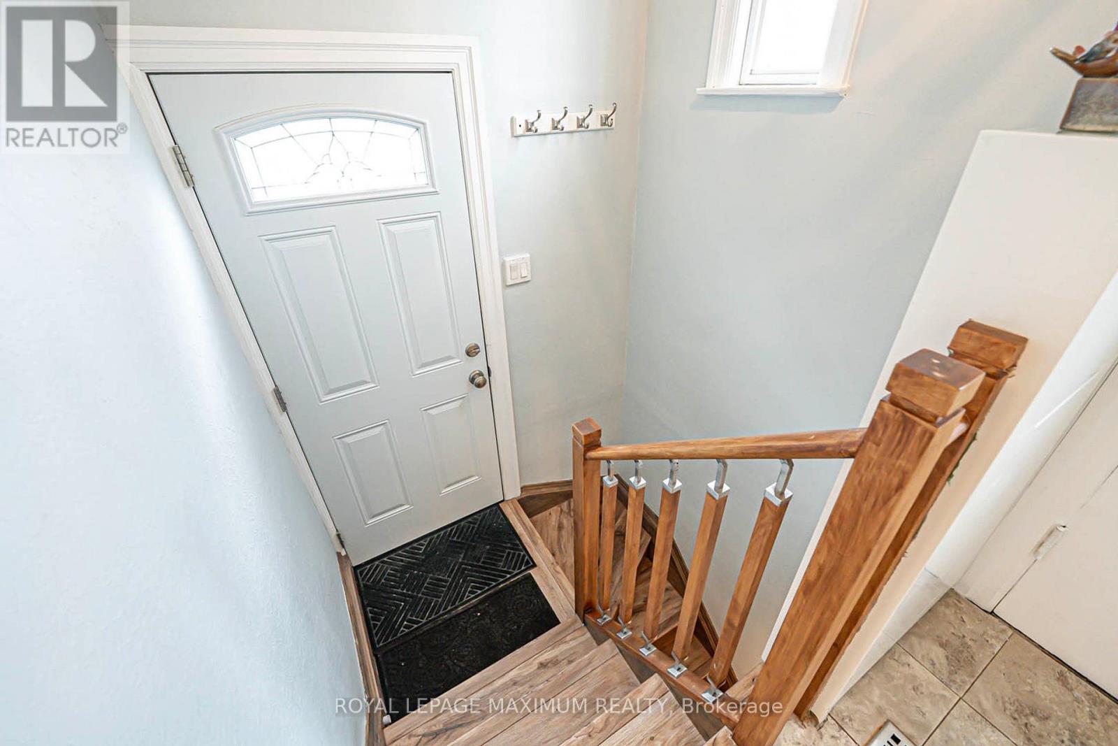 












2113 KEELE STREET

,
Toronto,




Ontario
M6M3Z3

