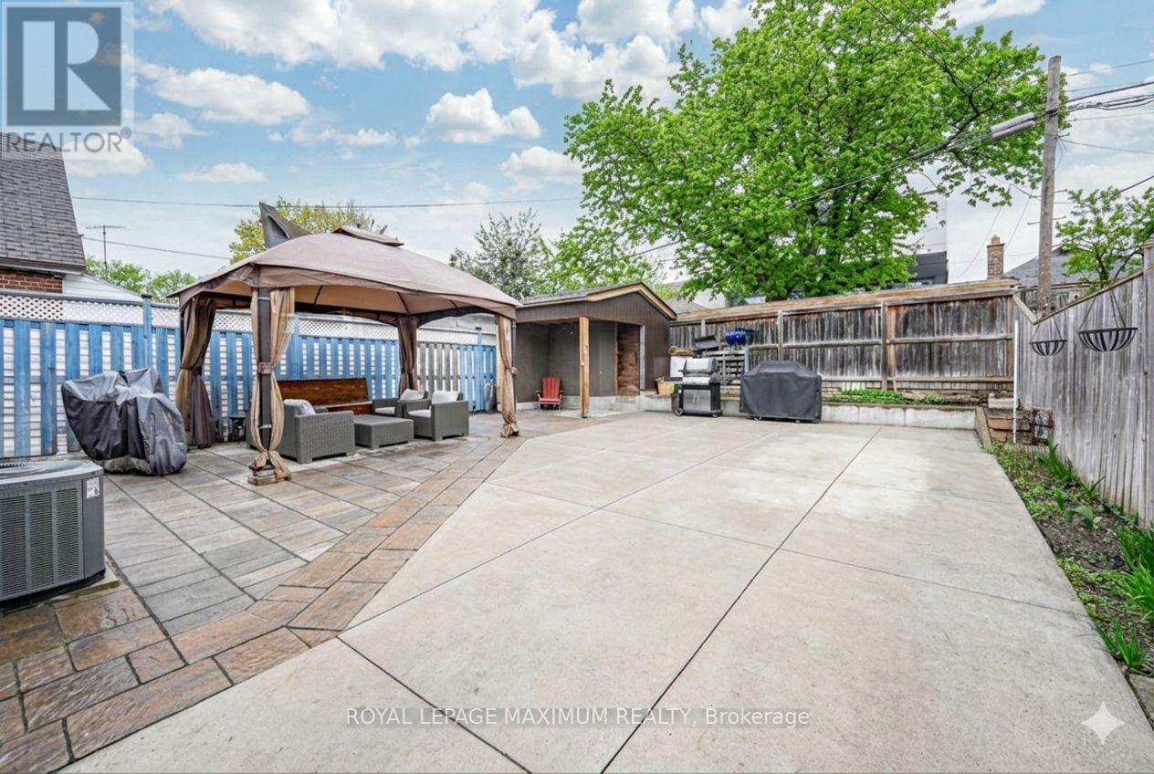 












2113 KEELE STREET

,
Toronto,




Ontario
M6M3Z3

