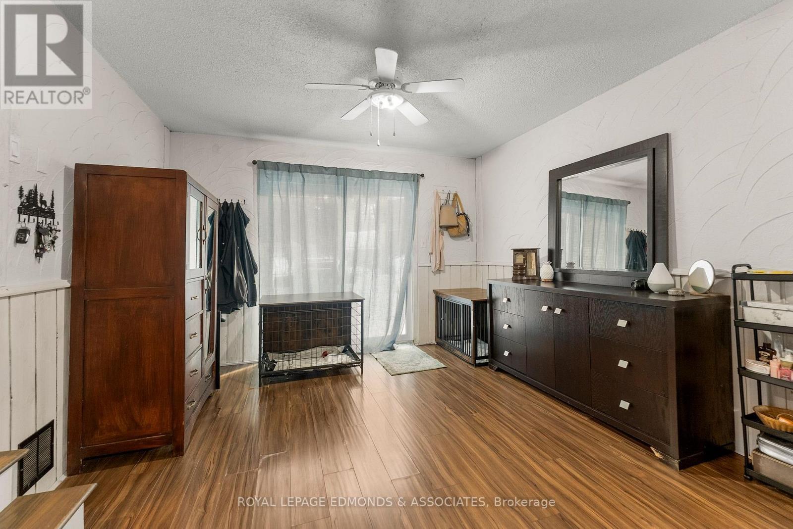 












43 LISA CRESCENT

,
Petawawa,




Ontario
K8H2Z8

