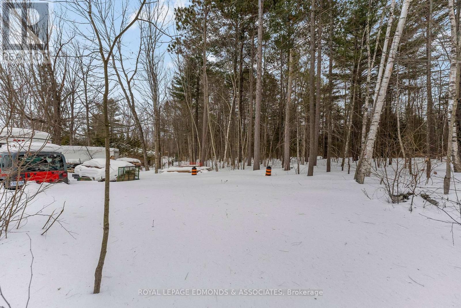 












43 LISA CRESCENT

,
Petawawa,




Ontario
K8H2Z8

