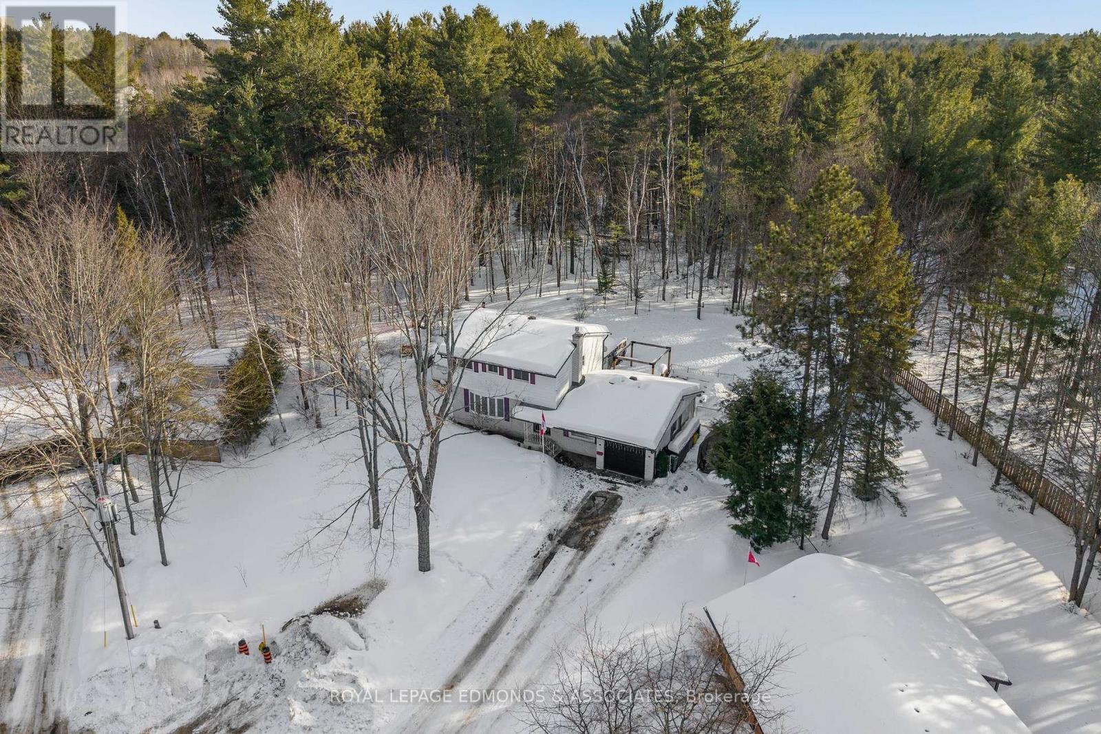 












43 LISA CRESCENT

,
Petawawa,




Ontario
K8H2Z8

