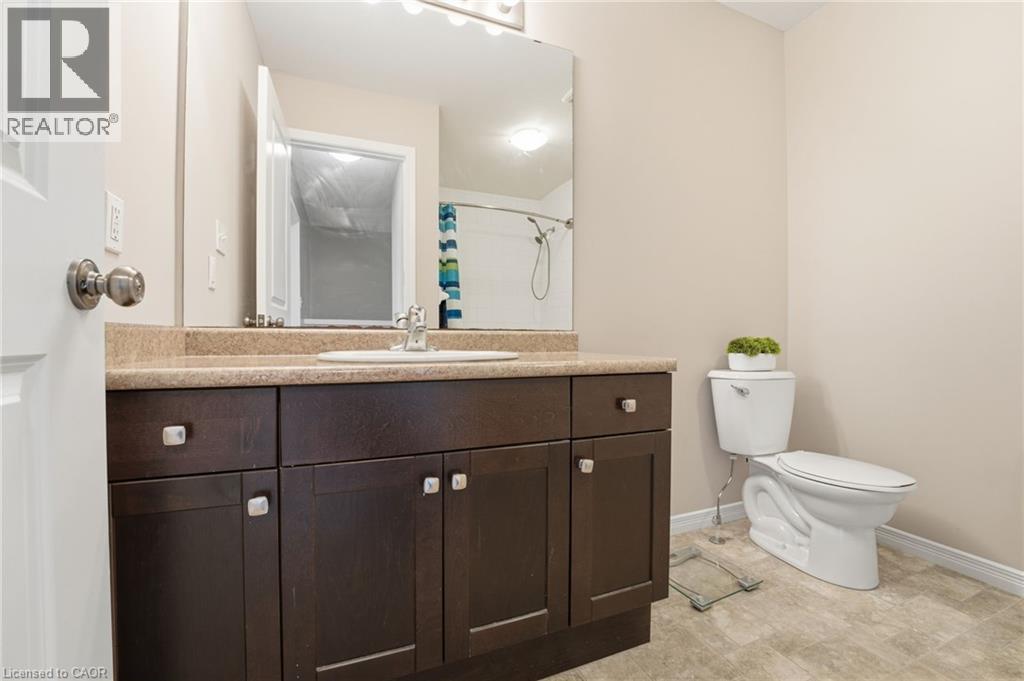 












955 ZELLER Crescent

,
Kitchener,




Ontario
N2A0C9

