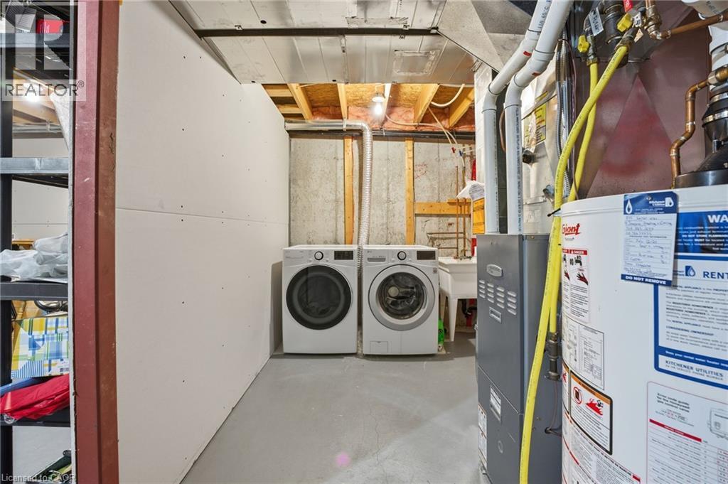 












955 ZELLER Crescent

,
Kitchener,




Ontario
N2A0C9

