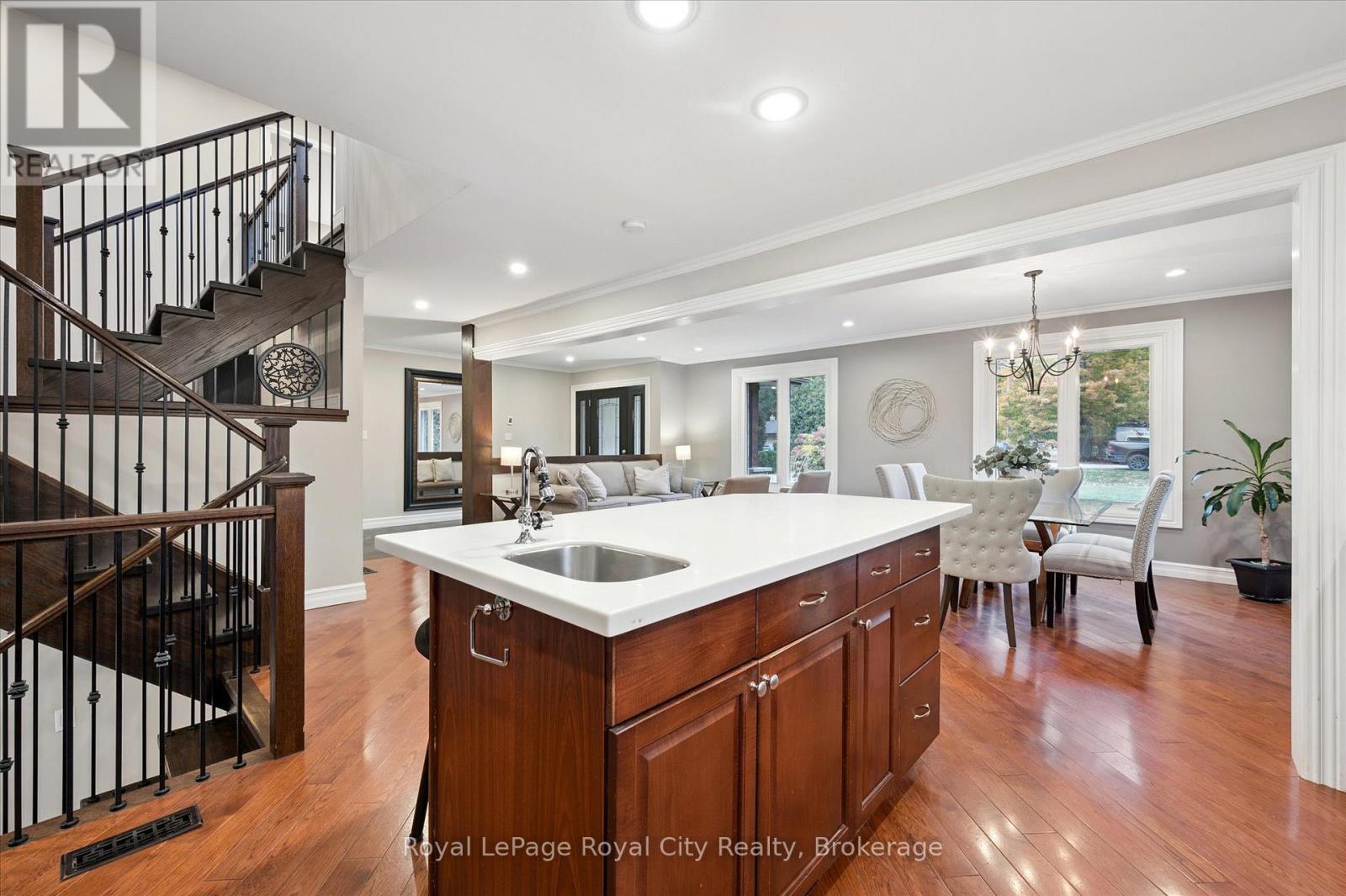 












45 SIDEROAD 18

,
Centre Wellington (Fergus),




Ontario
N1M2W3

