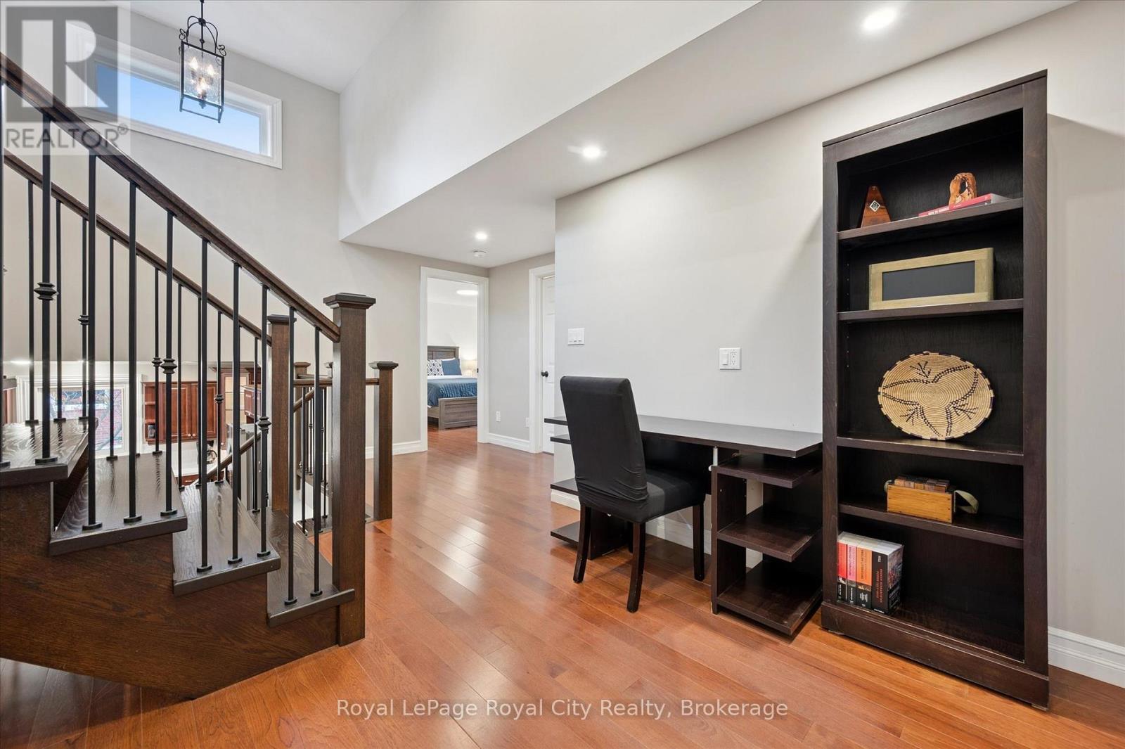 












45 SIDEROAD 18

,
Centre Wellington (Fergus),




Ontario
N1M2W3

