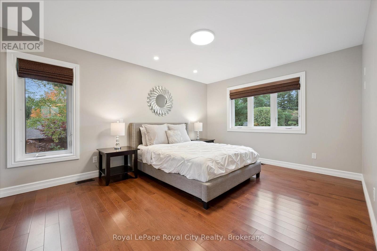 












45 SIDEROAD 18

,
Centre Wellington (Fergus),




Ontario
N1M2W3

