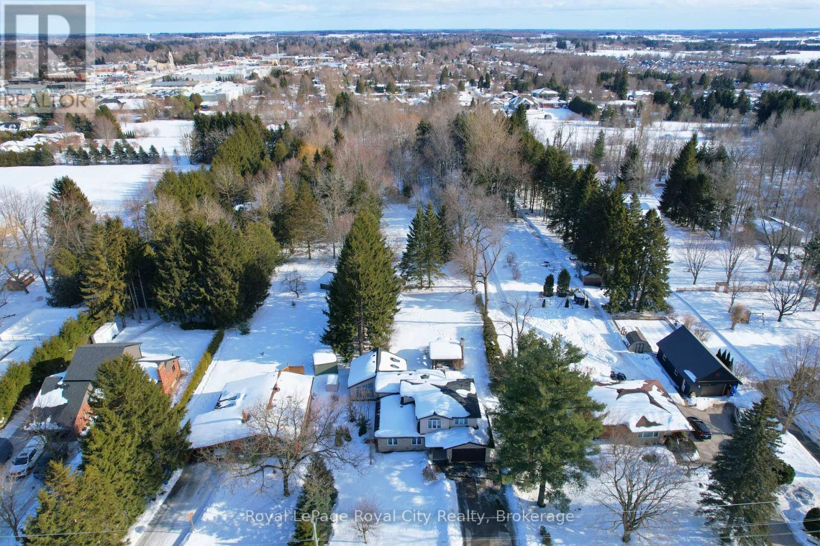 












45 SIDEROAD 18

,
Centre Wellington (Fergus),




Ontario
N1M2W3

