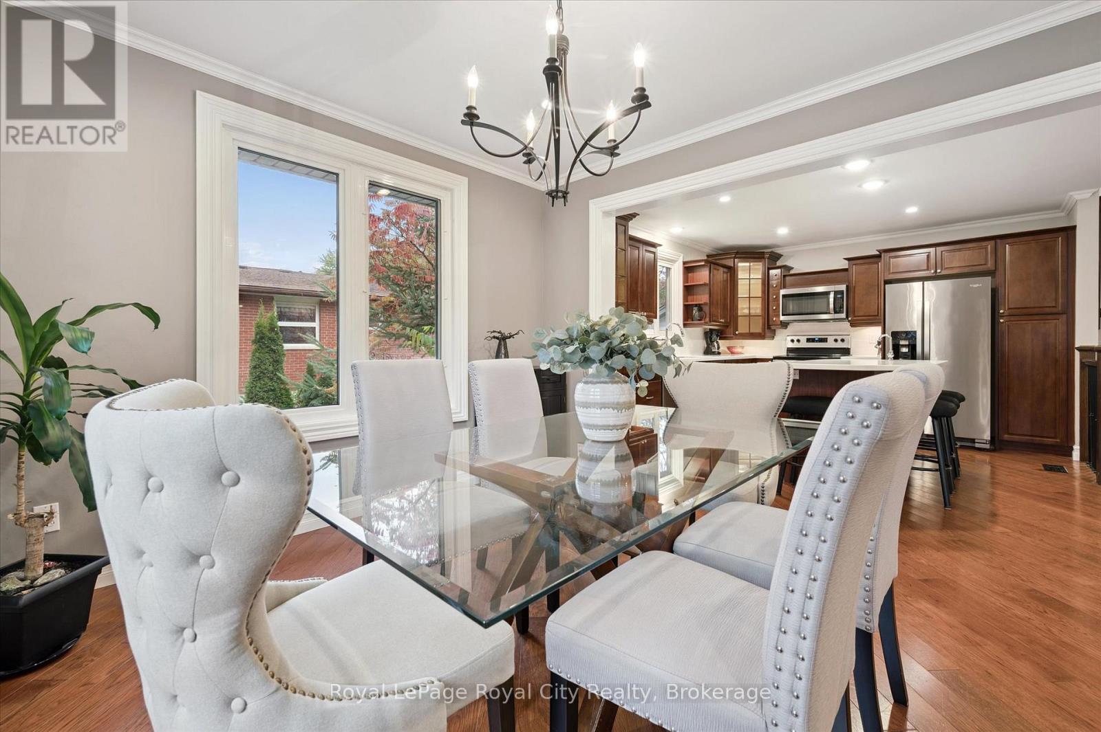 












45 SIDEROAD 18

,
Centre Wellington (Fergus),




Ontario
N1M2W3

