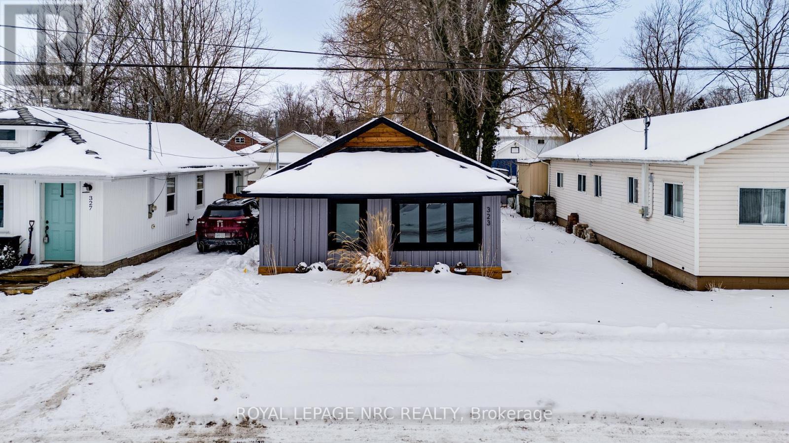 












323 OXFORD AVENUE

,
Fort Erie (Crystal Beach),




Ontario
L0S1B0

