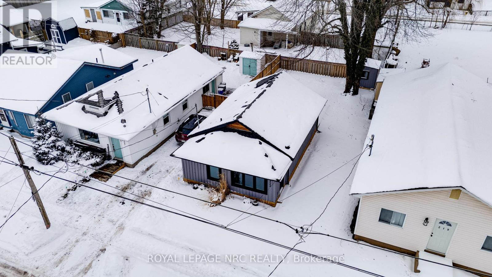 












323 OXFORD AVENUE

,
Fort Erie (Crystal Beach),




Ontario
L0S1B0

