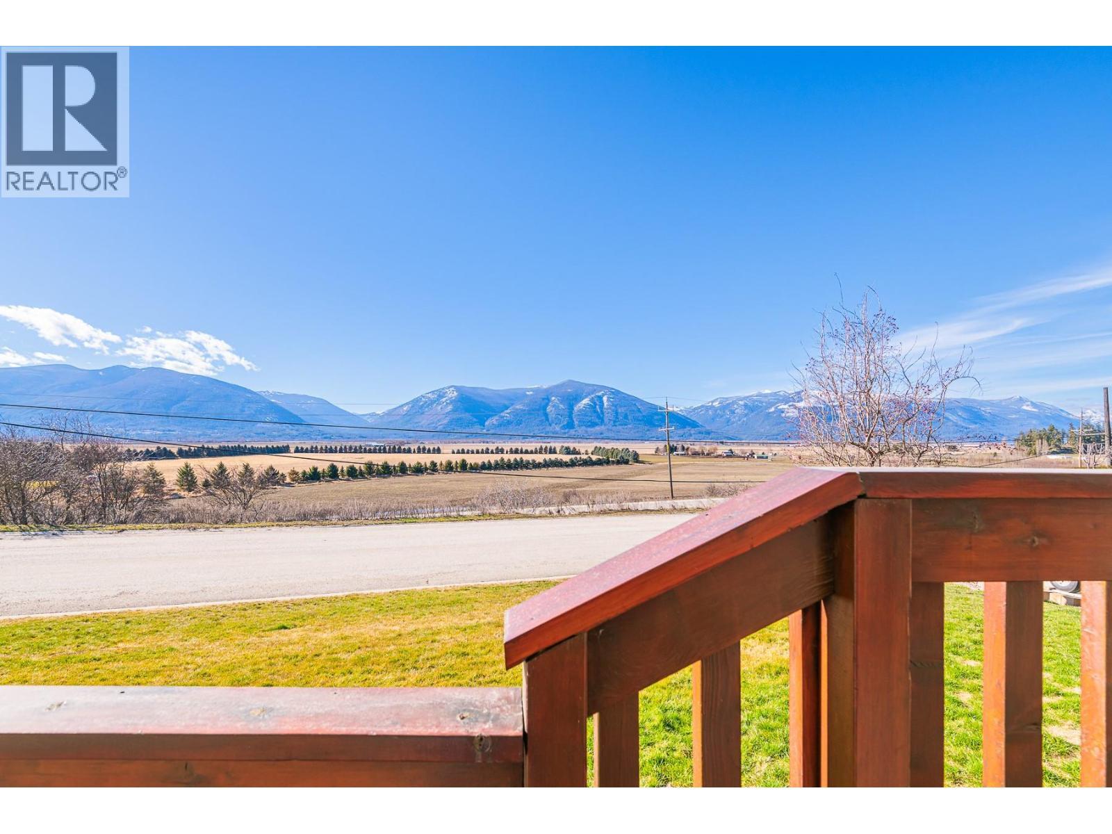 












1021 Kootenay Place

,
Creston,




British Columbia
V0B1G3

