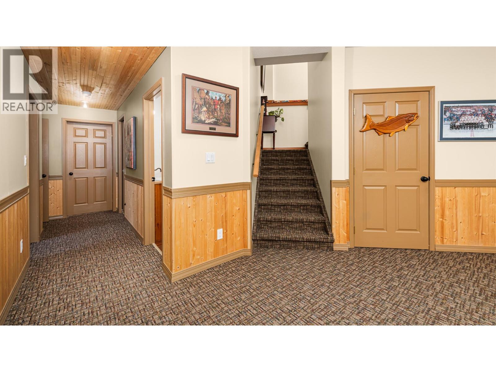 












1021 Kootenay Place

,
Creston,




British Columbia
V0B1G3

