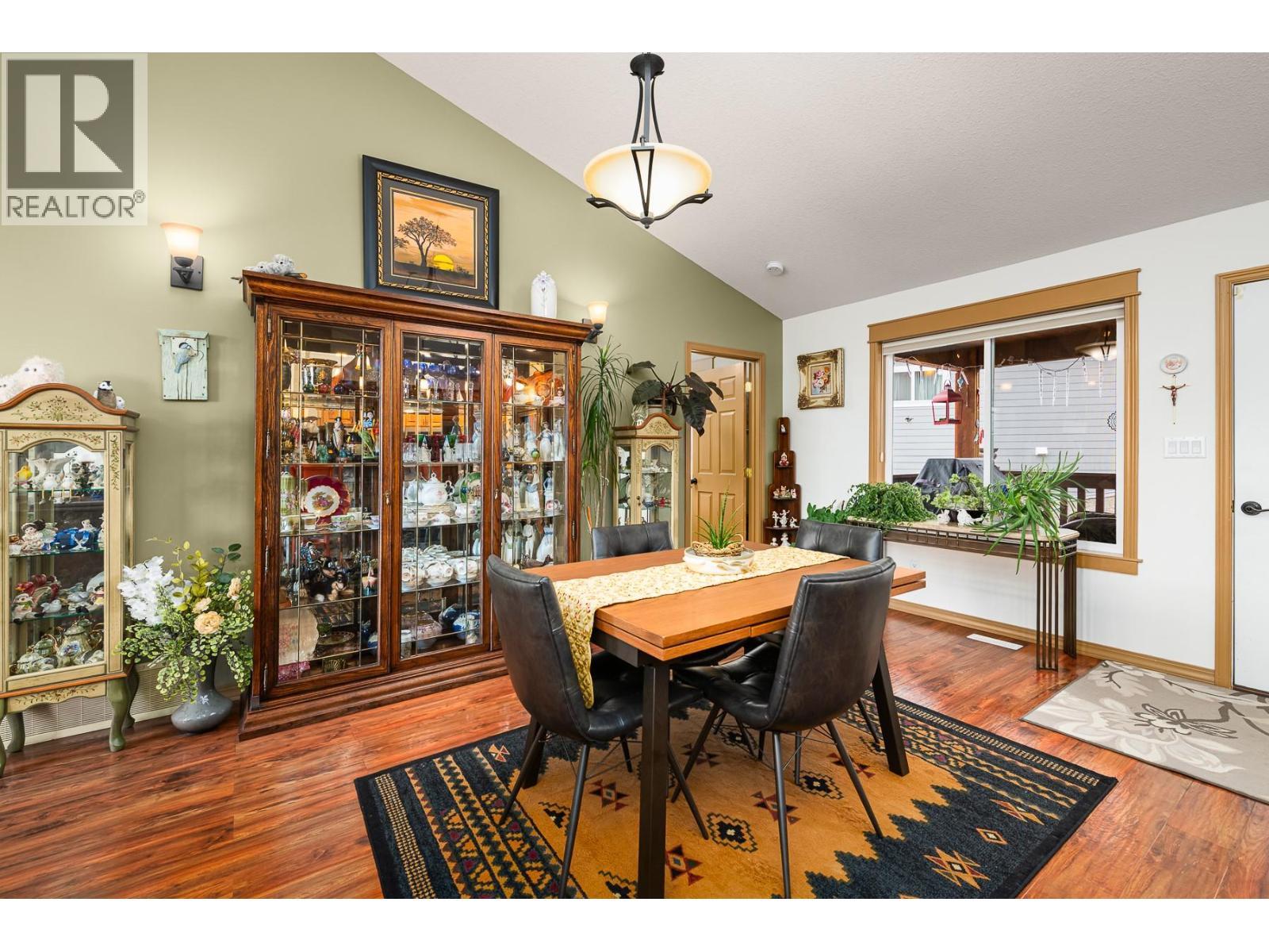 












1021 Kootenay Place

,
Creston,




British Columbia
V0B1G3

