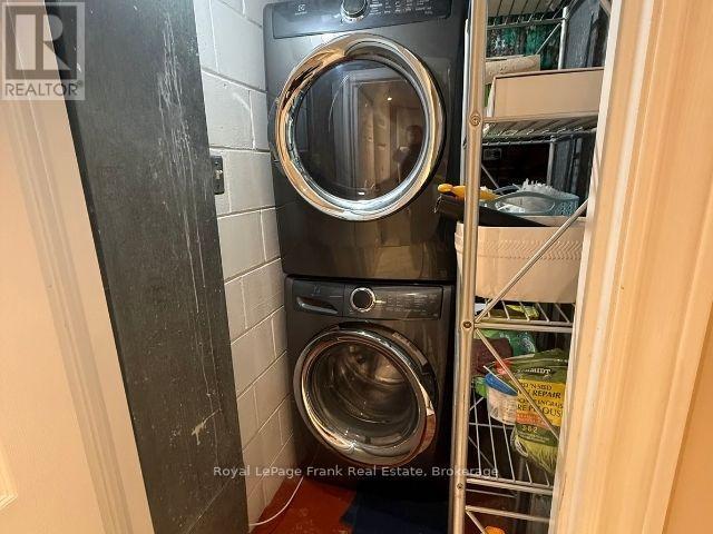 












LOWER - 249 LUCAS STREET

,
Richmond Hill,




Ontario
L4C4P9

