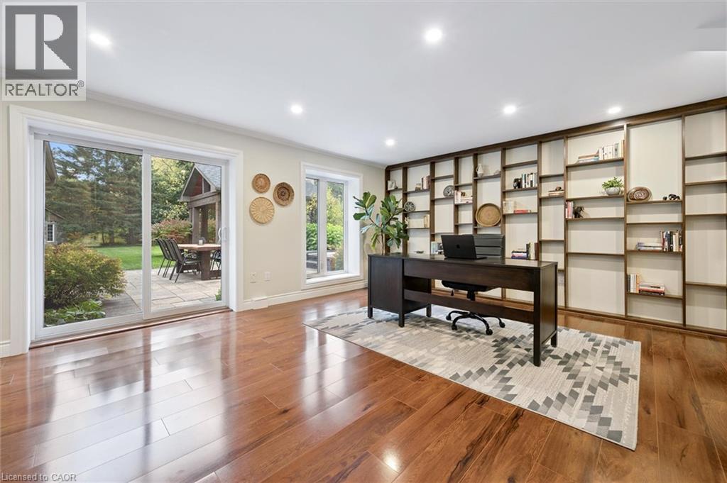 












45 SIDEROAD 18

,
Fergus,




Ontario
N1M2W3

