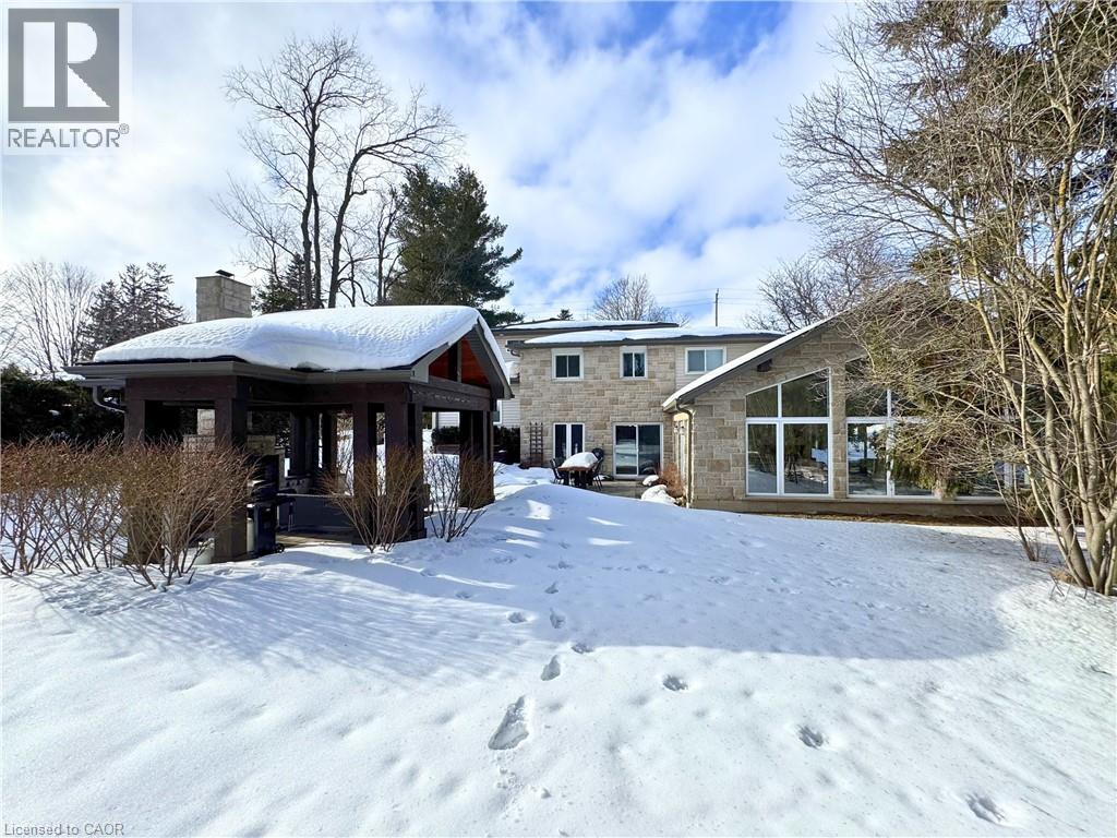 












45 SIDEROAD 18

,
Fergus,




Ontario
N1M2W3

