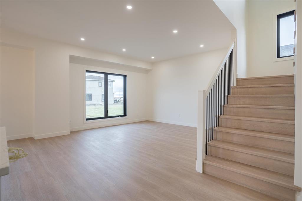 












77 Wild Plum Lane

,
Steinbach,




Manitoba
R5G1M5

