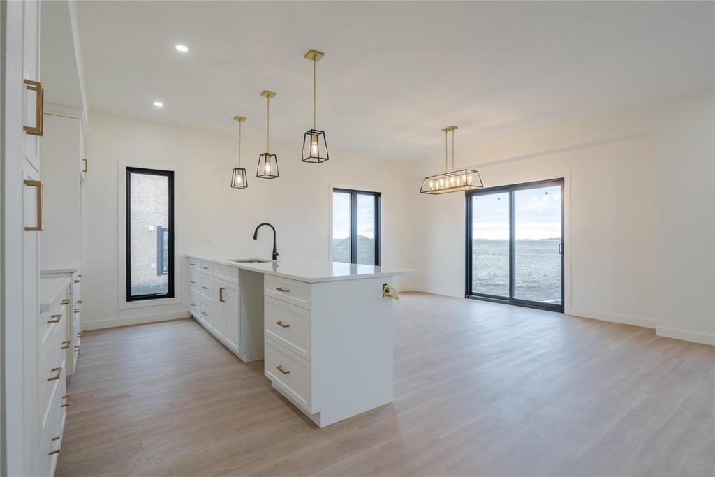 












77 Wild Plum Lane

,
Steinbach,




Manitoba
R5G1M5

