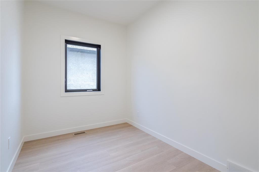 












77 Wild Plum Lane

,
Steinbach,




Manitoba
R5G1M5

