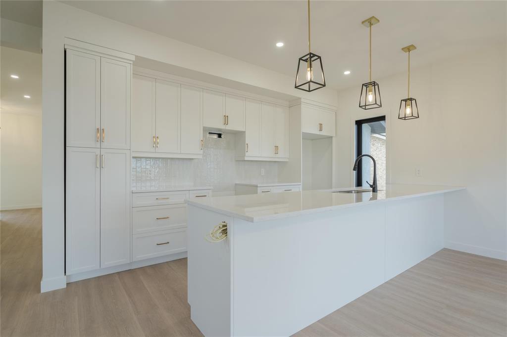 












77 Wild Plum Lane

,
Steinbach,




Manitoba
R5G1M5

