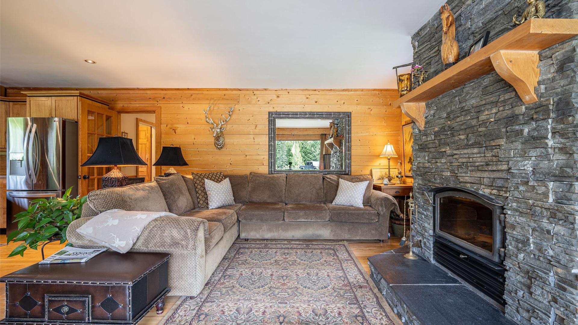 









1075


Six Mile Creek

Road,
Vernon,




BC
V1H 2H1

