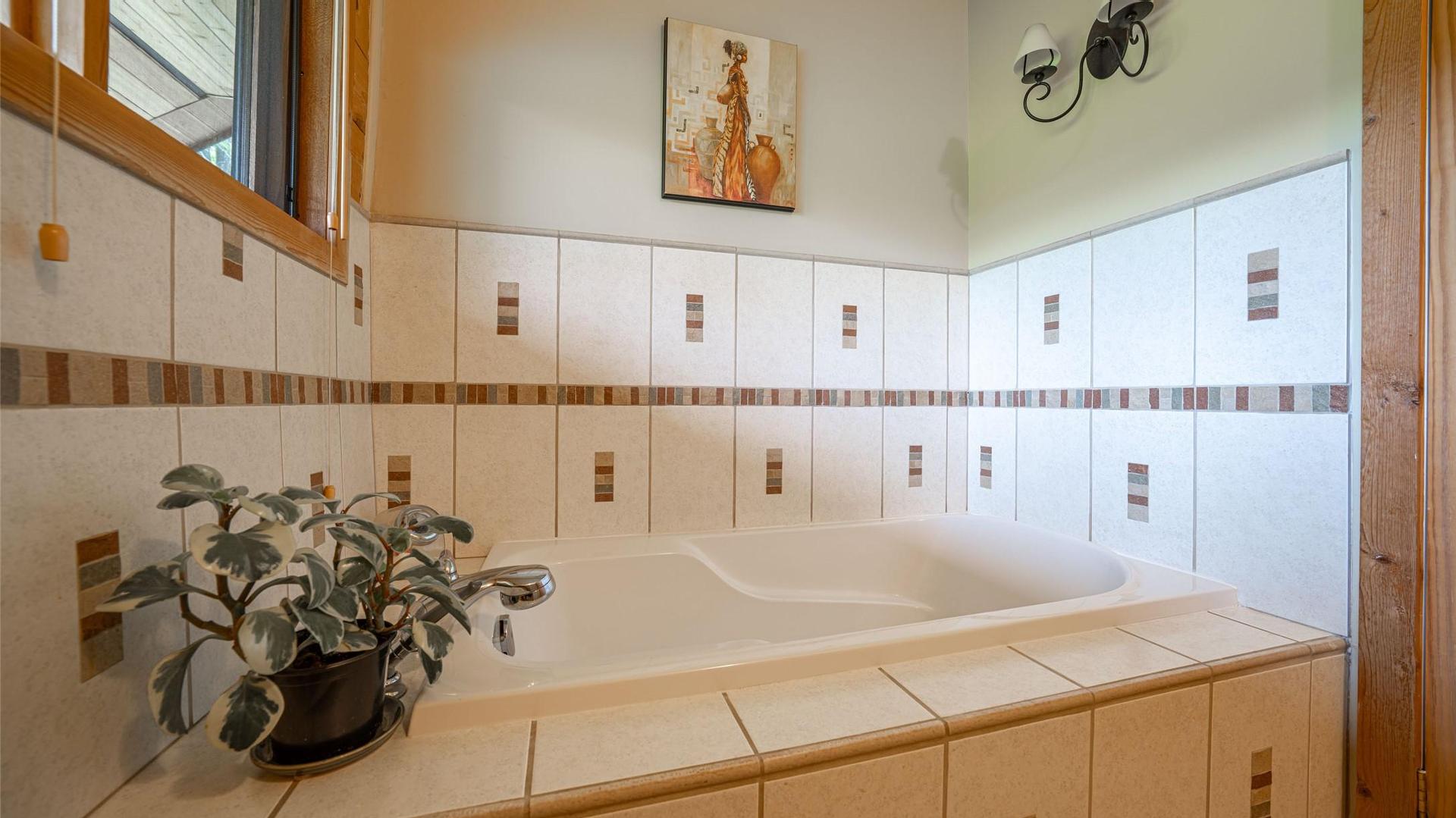 









1075


Six Mile Creek

Road,
Vernon,




BC
V1H 2H1

