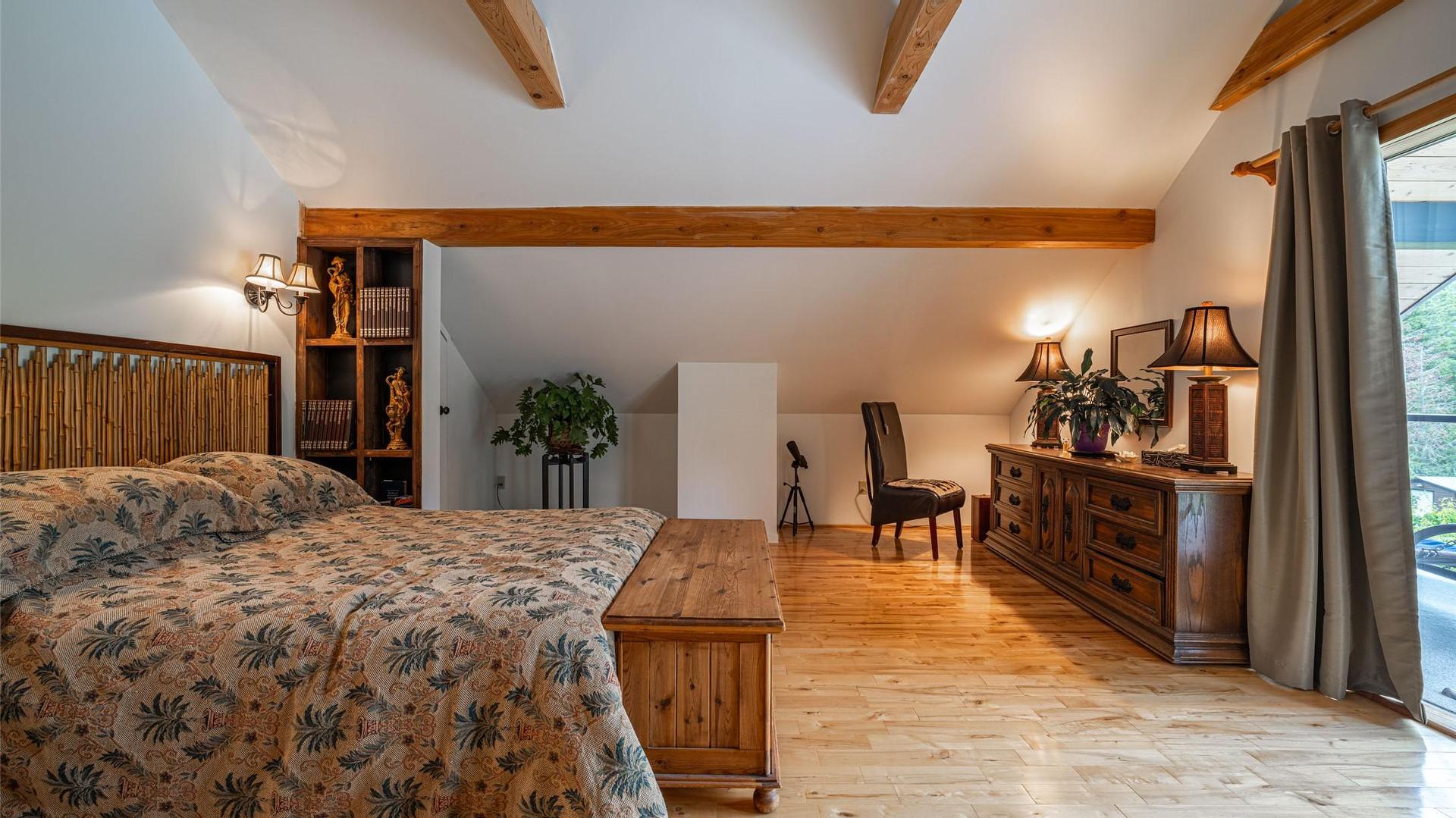 









1075


Six Mile Creek

Road,
Vernon,




BC
V1H 2H1

