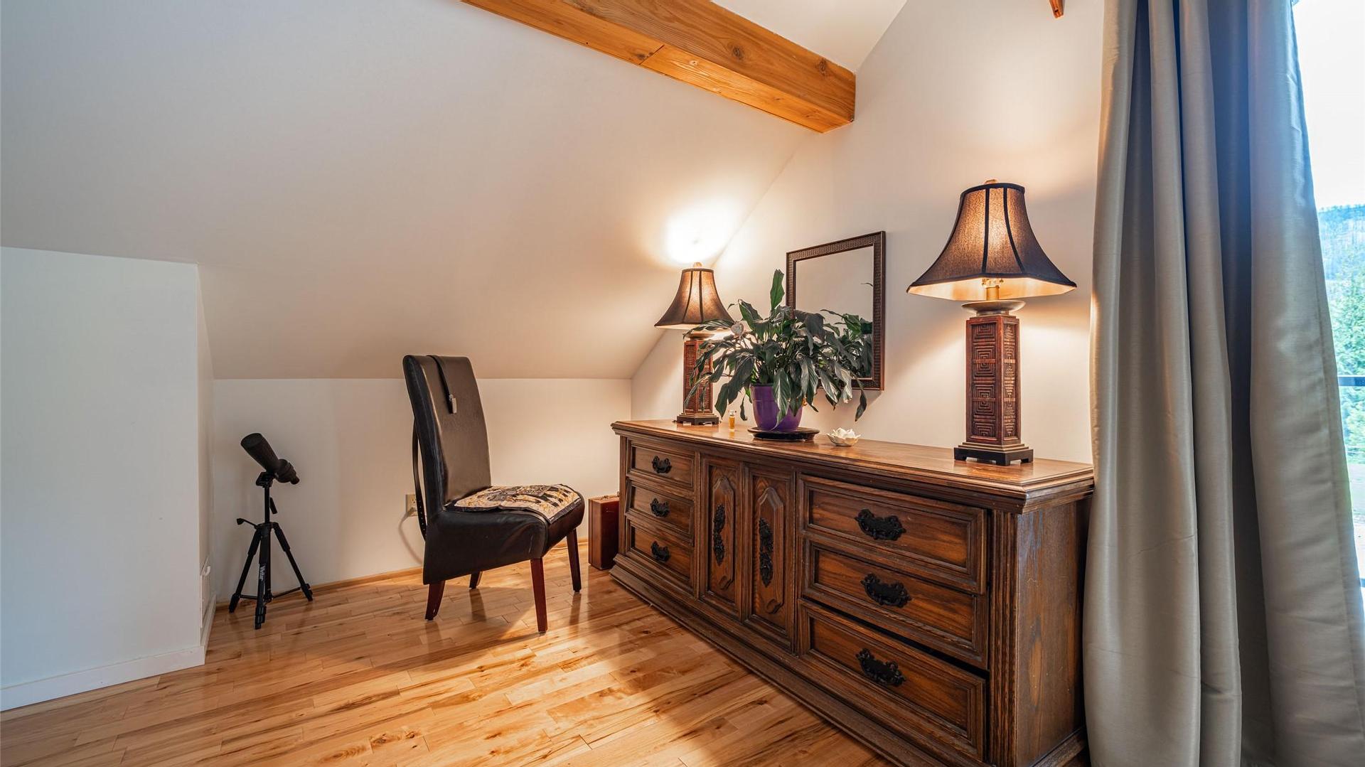 









1075


Six Mile Creek

Road,
Vernon,




BC
V1H 2H1

