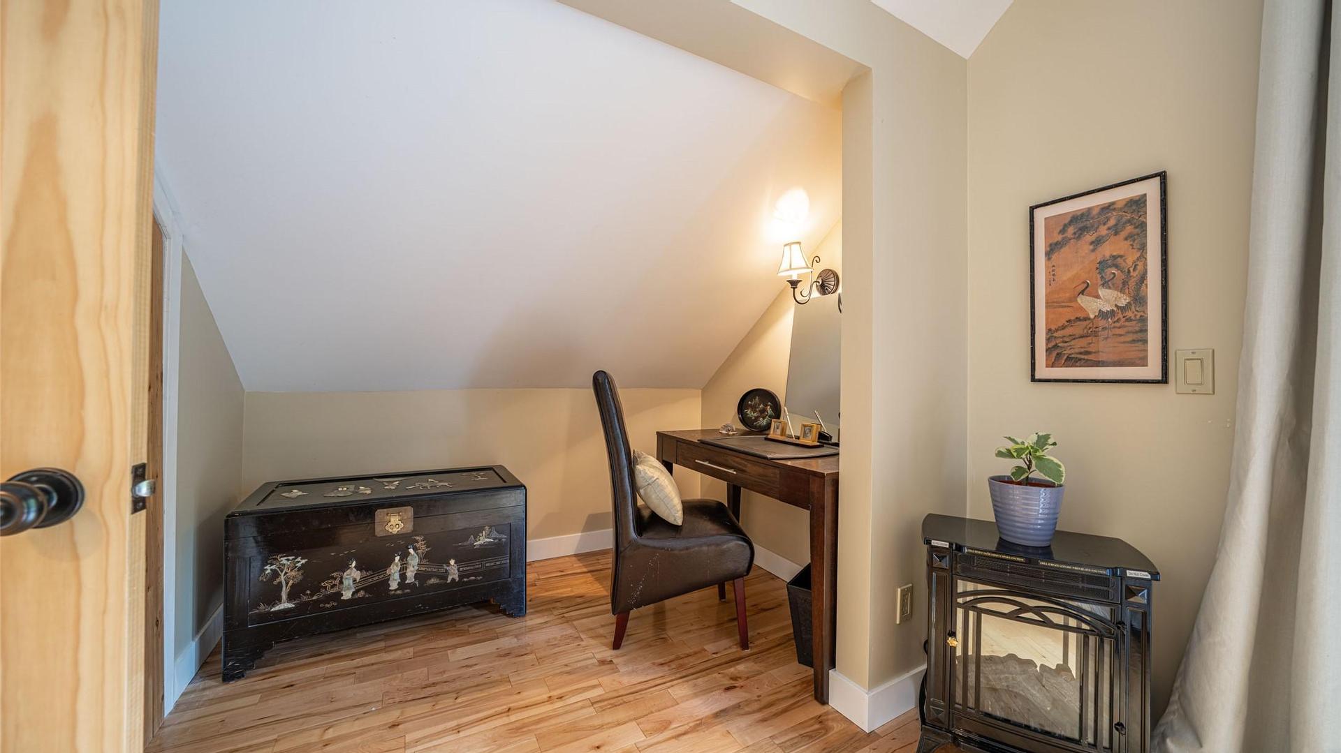 









1075


Six Mile Creek

Road,
Vernon,




BC
V1H 2H1

