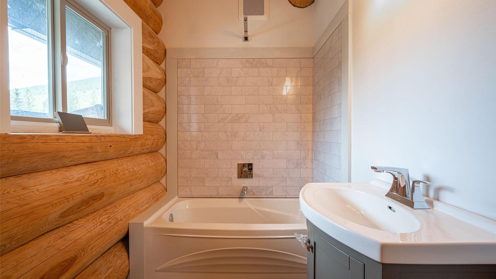 









1075


Six Mile Creek

Road,
Vernon,




BC
V1H 2H1

