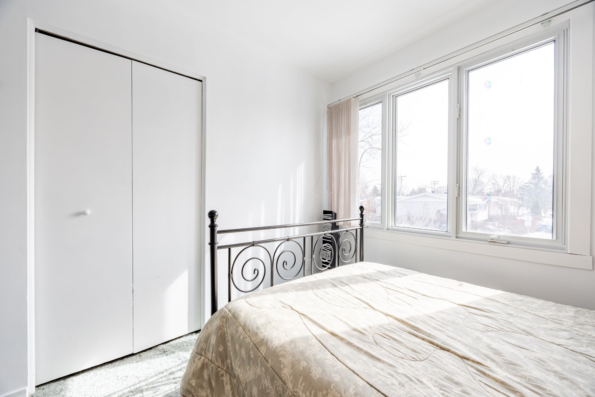 









22


Rue Sunnydale

,
Dollard-des-Ormeaux,




QC
H9B1E2

