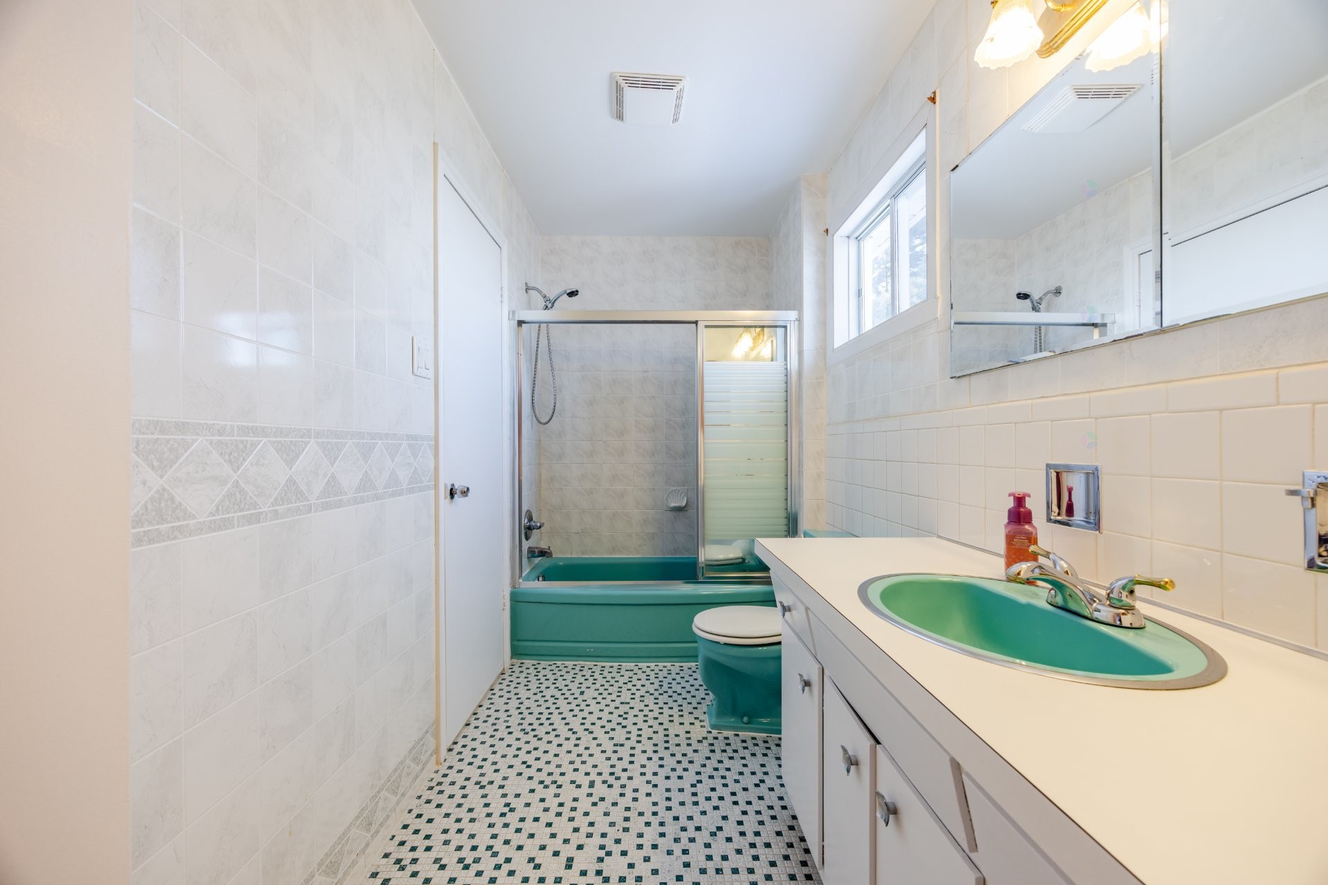 









22


Rue Sunnydale

,
Dollard-des-Ormeaux,




QC
H9B1E2

