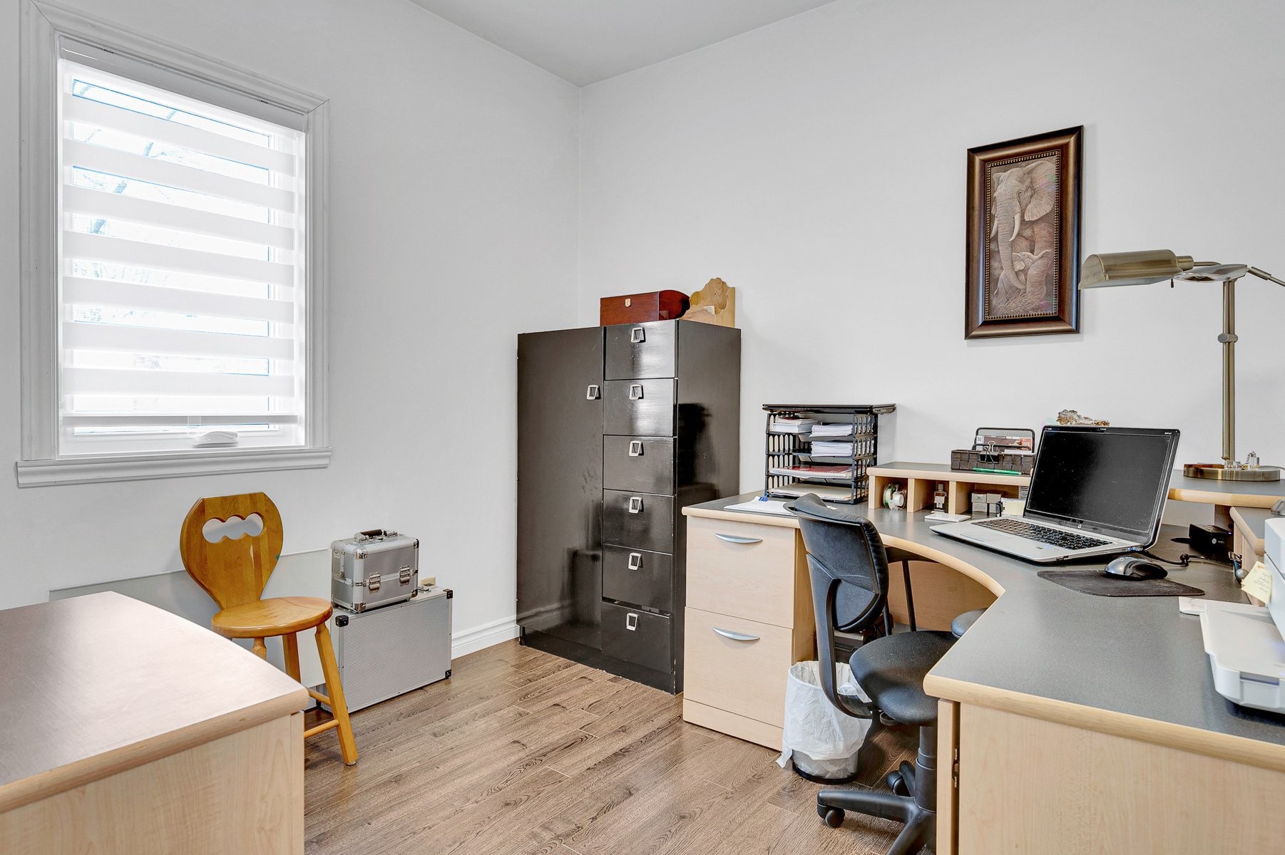 









261


Rue Chartrand

,
Saint-Jérôme,




QC
J7Z4Y8

