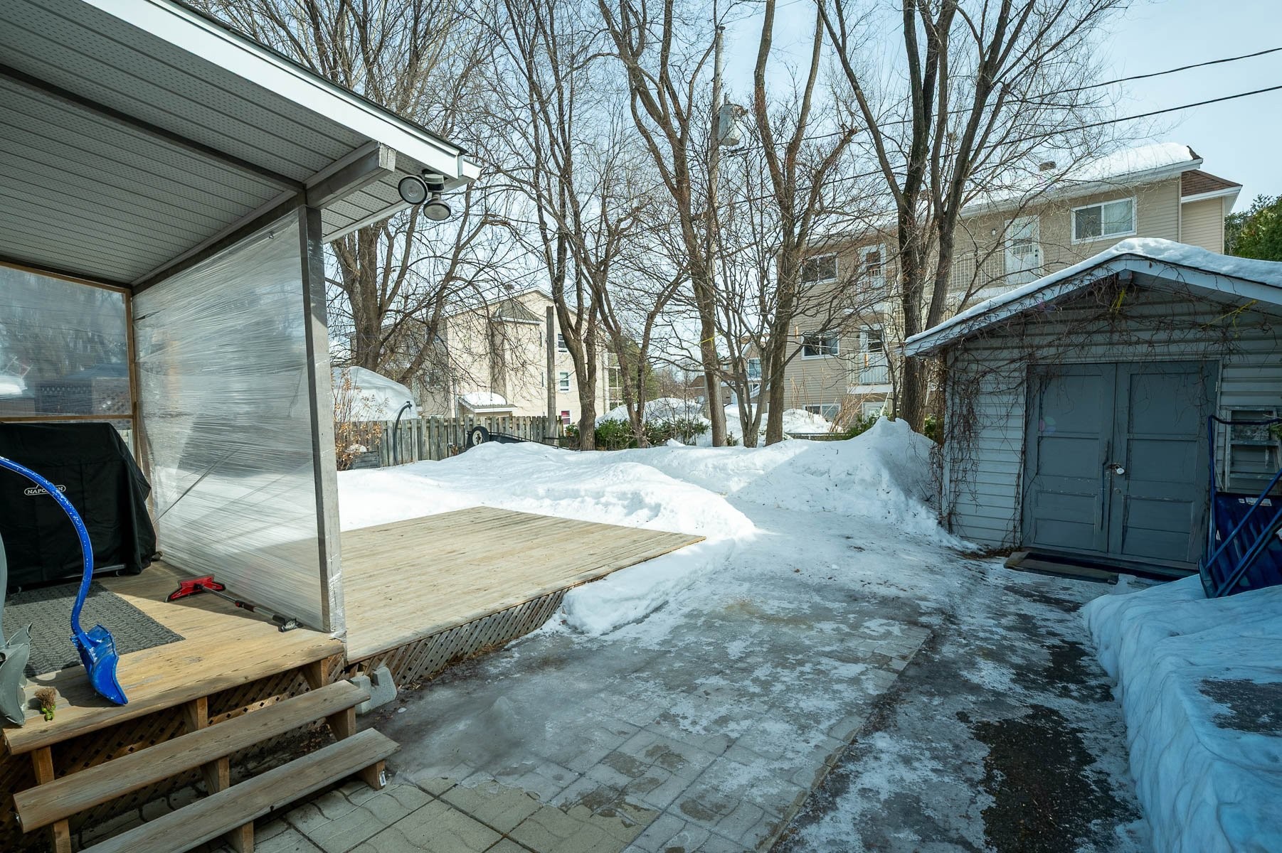 









261


Rue Chartrand

,
Saint-Jérôme,




QC
J7Z4Y8

