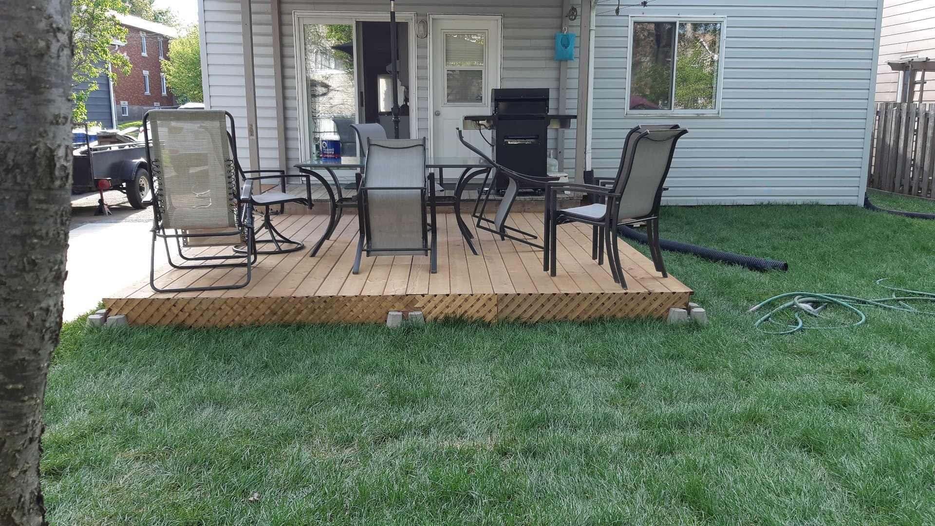 









261


Rue Chartrand

,
Saint-Jérôme,




QC
J7Z4Y8

