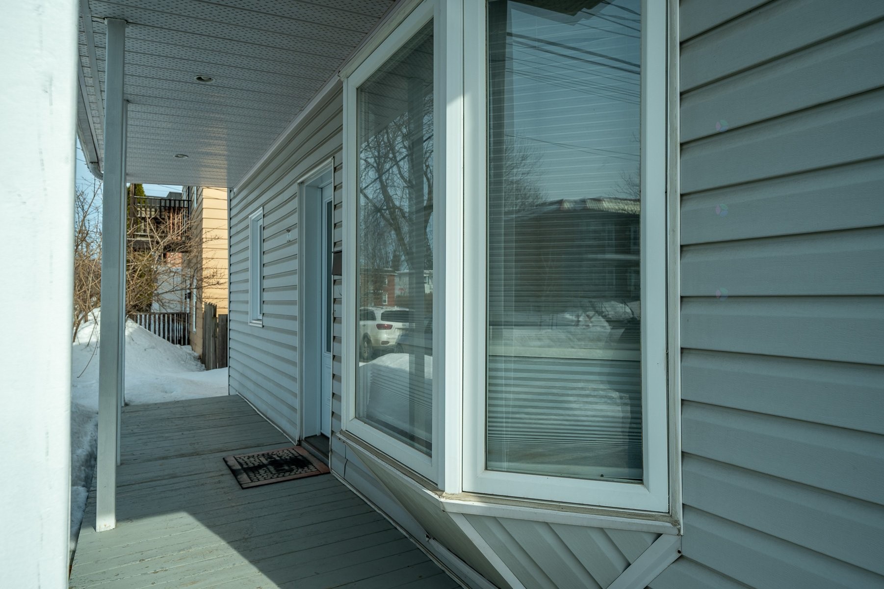 









261


Rue Chartrand

,
Saint-Jérôme,




QC
J7Z4Y8

