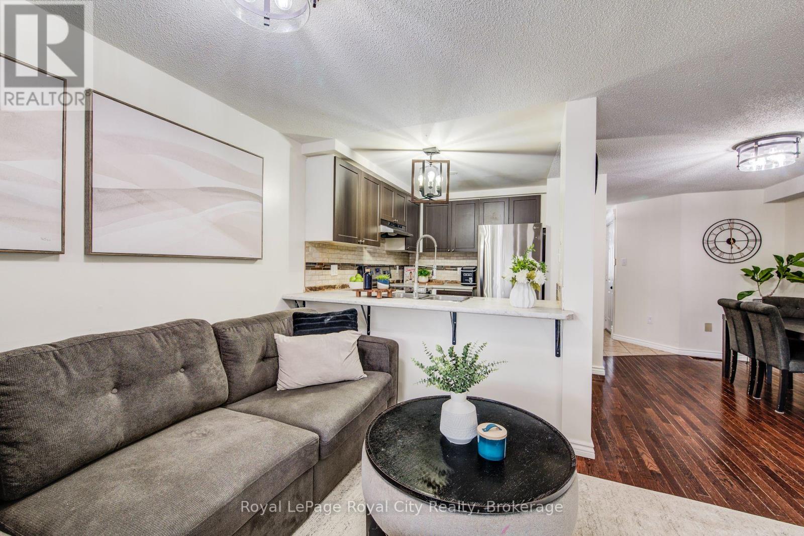 












473 FLANNERY DRIVE

,
Centre Wellington (Fergus),




Ontario
N1M3P1

