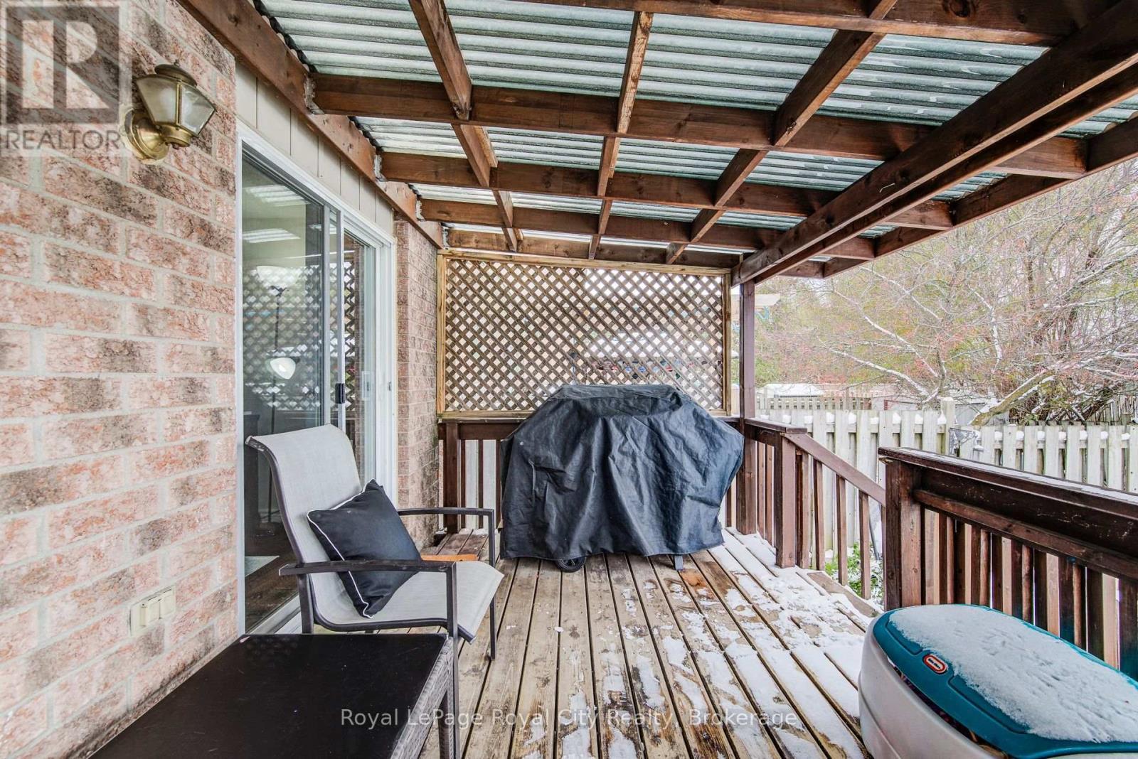 












473 FLANNERY DRIVE

,
Centre Wellington (Fergus),




Ontario
N1M3P1

