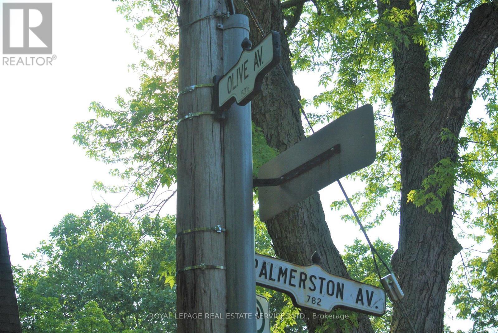 












BASEMENT - 782 PALMERSTON AVENUE

,
Toronto,




Ontario
M6G2R5

