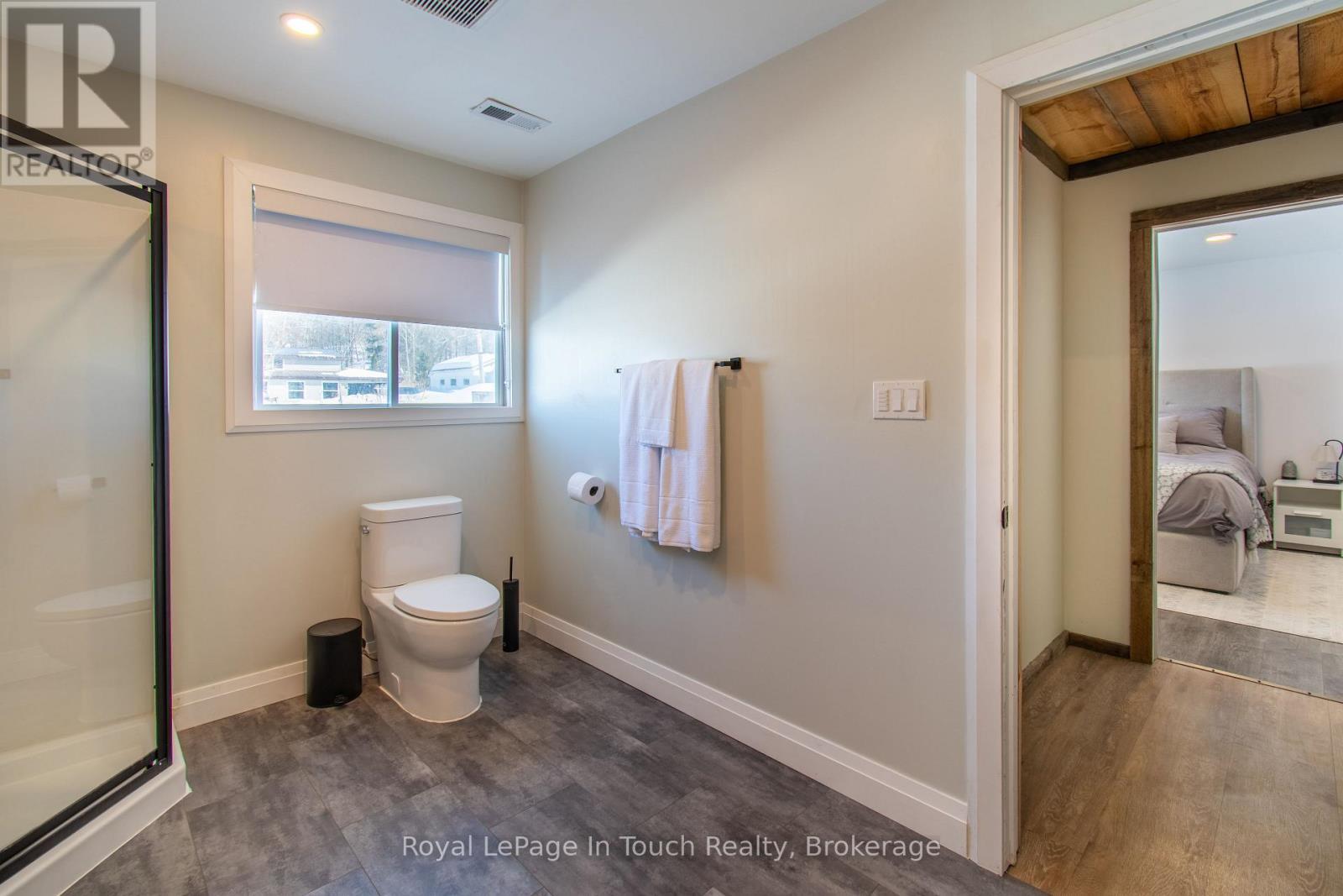 












108 ROBERT STREET W

,
Penetanguishene,




Ontario
L9M1P1

