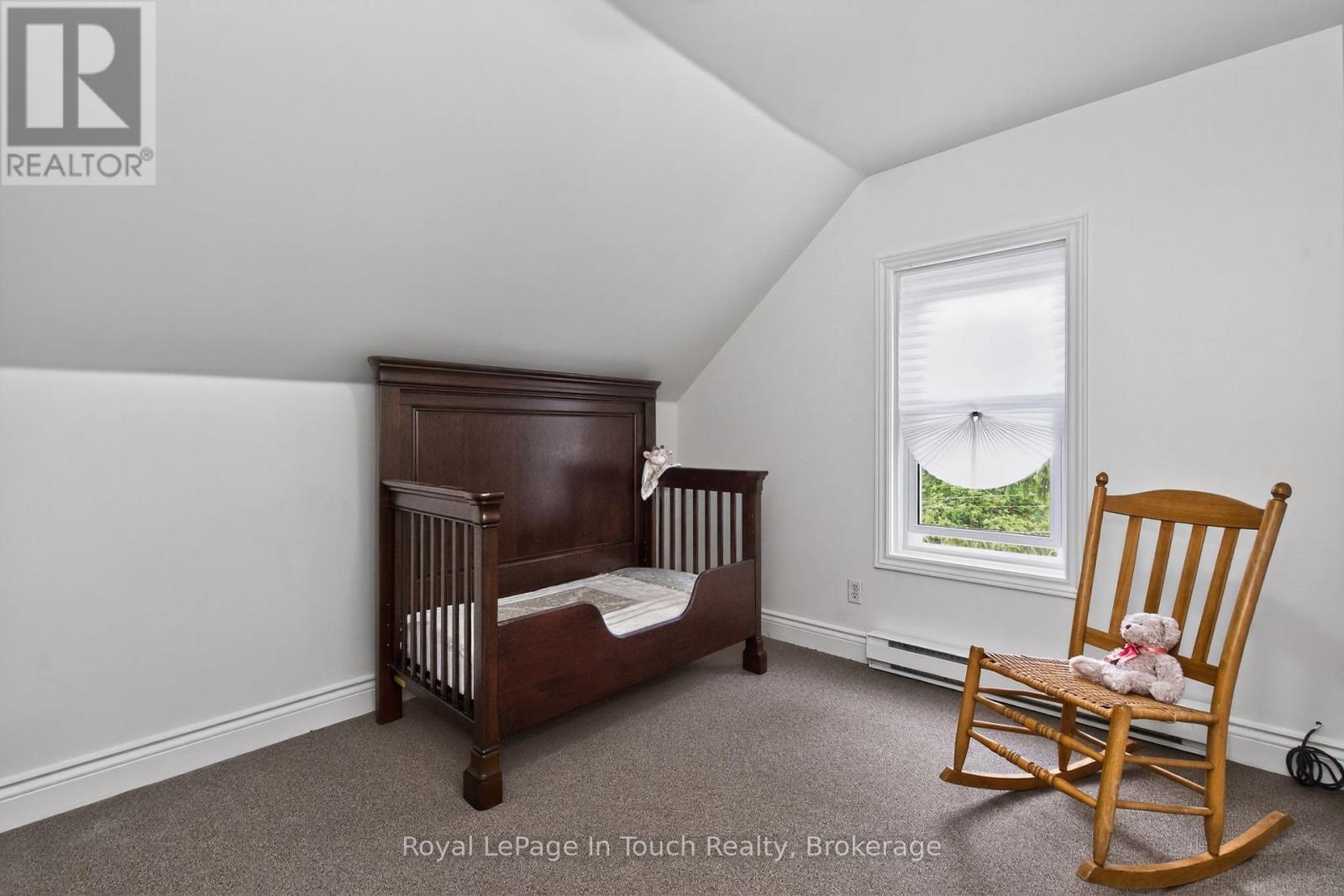 












330 THIRD STREET

,
Midland,




Ontario
L4R3S7

