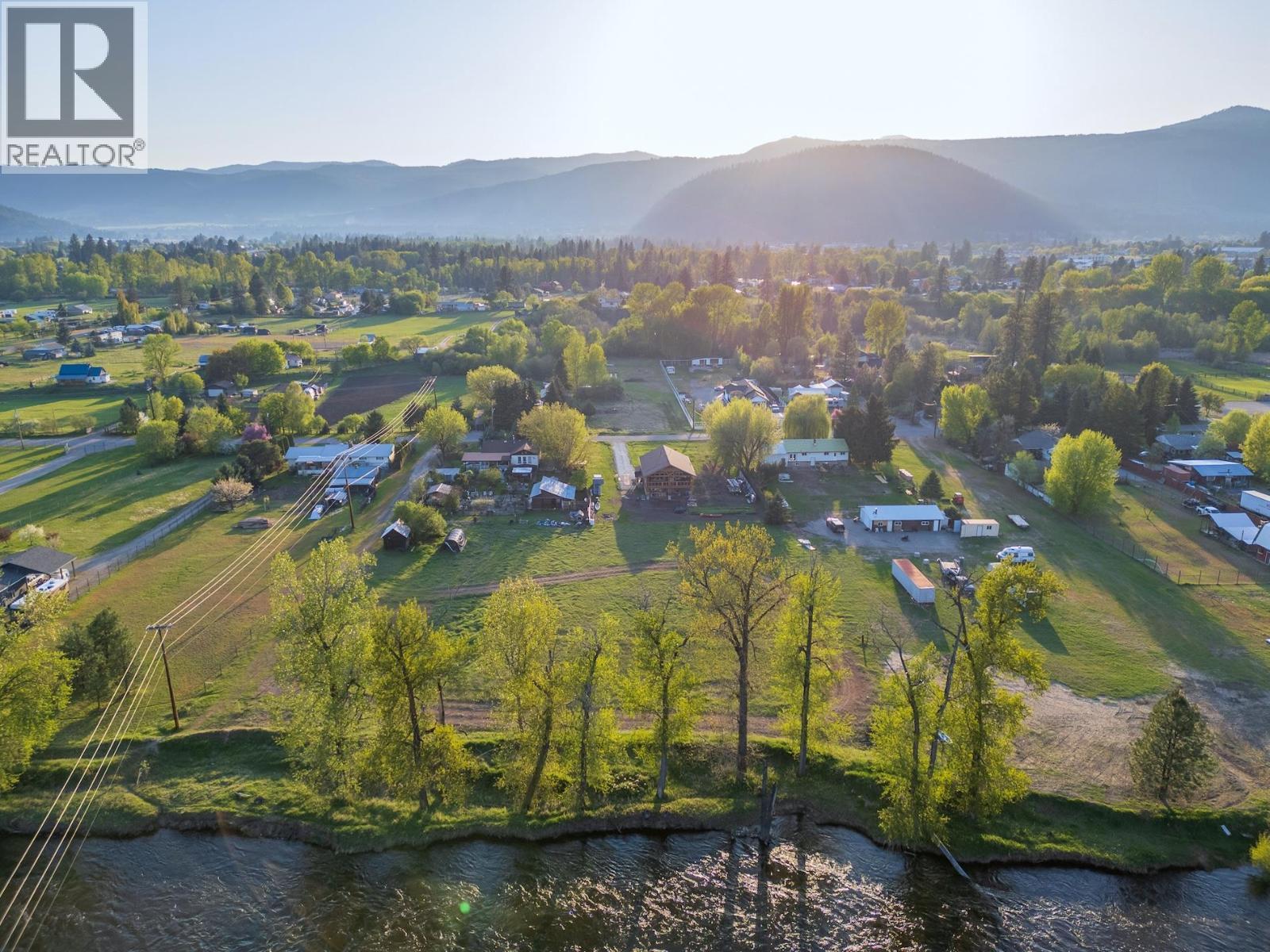 












61st Avenue

,
Grand Forks,







British Columbia
V0H1H0

