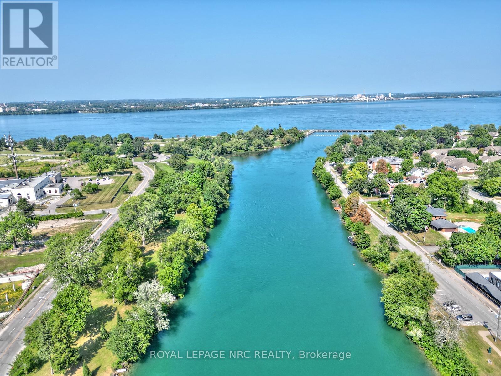 












3758 MAIN STREET

,
Niagara Falls (Chippawa),




Ontario
L2G6B2

