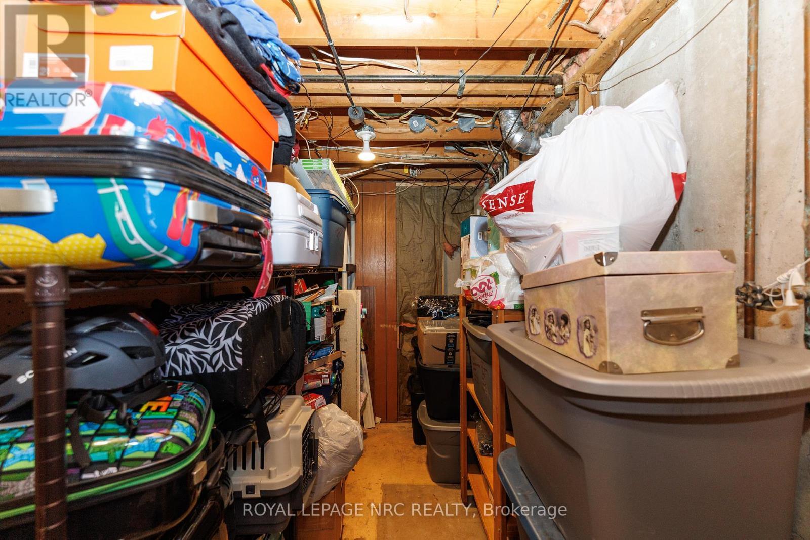 












7354 NORTH DORSET PLACE

,
Niagara Falls (Casey),




Ontario
L2J3T4

