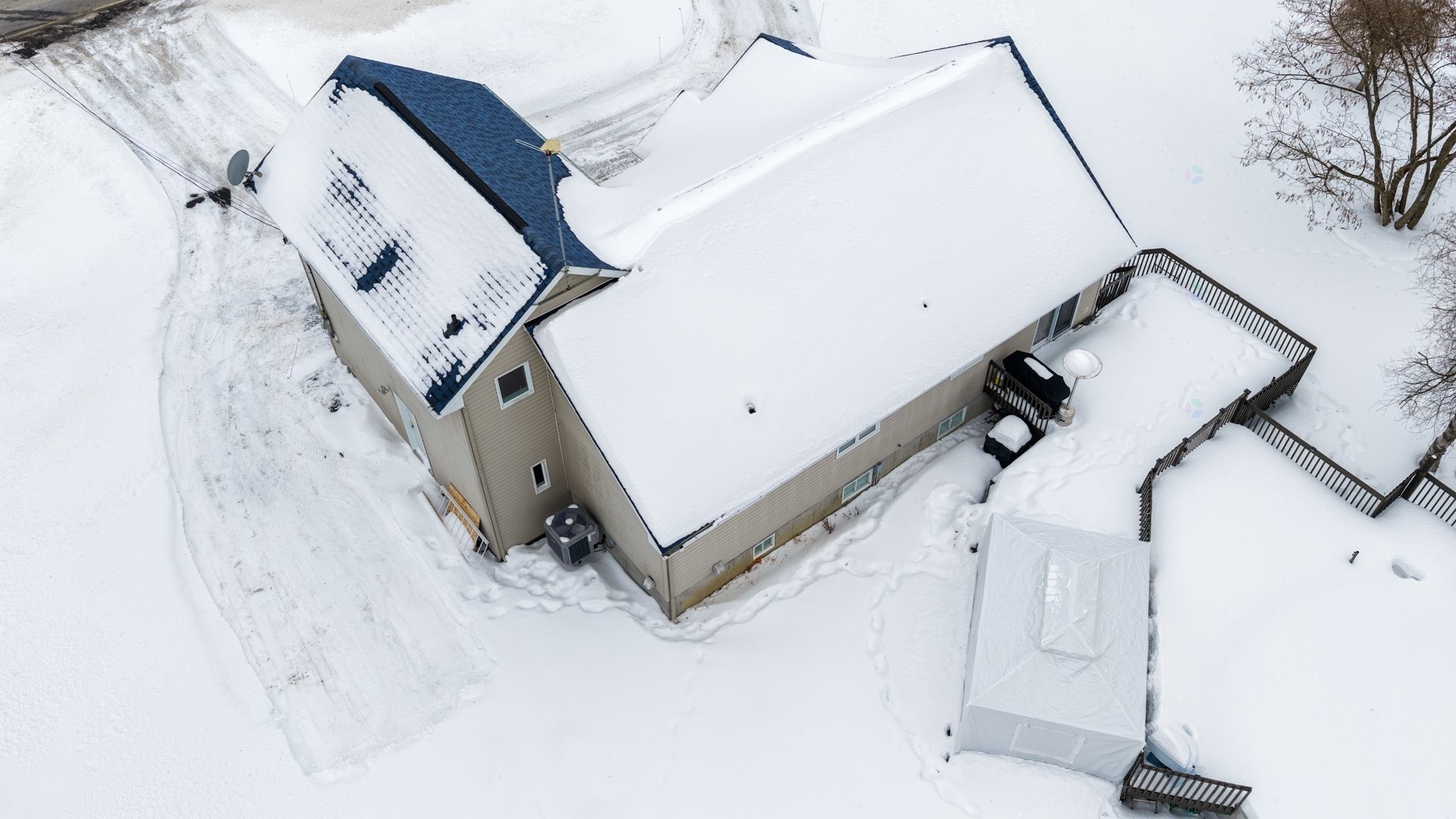 









395


Ch. des Outaouais

,
Pointe-Fortune,




QC
J0P1N0

