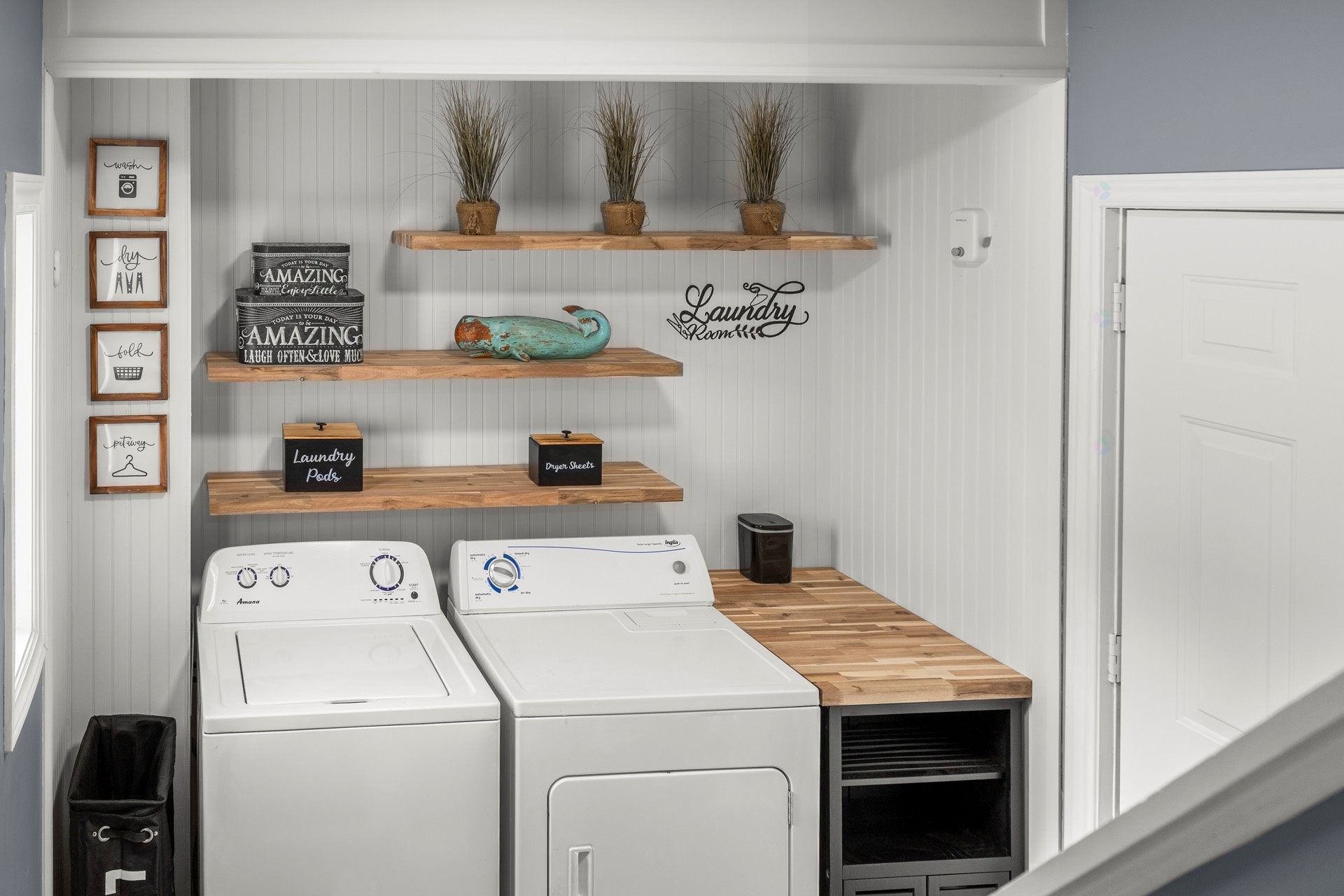 









395


Ch. des Outaouais

,
Pointe-Fortune,




QC
J0P1N0

