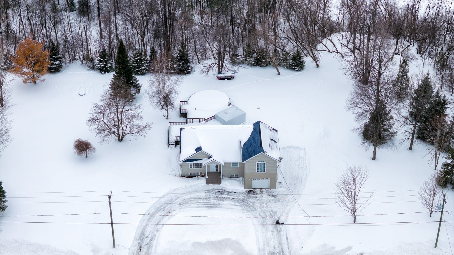 









395


Ch. des Outaouais

,
Pointe-Fortune,




QC
J0P1N0

